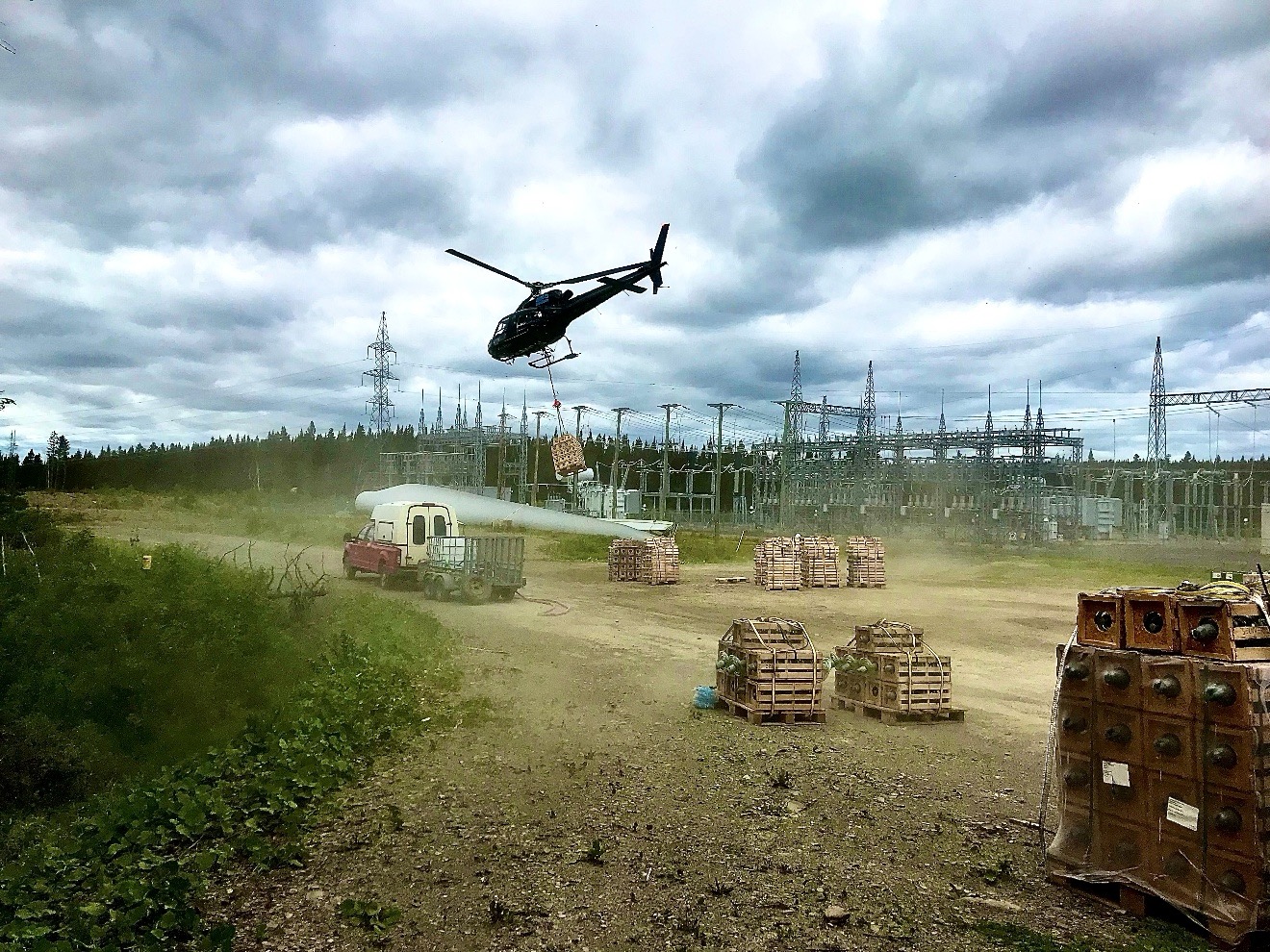 Remplacement d’isolateurs sur pylônes 315 kV